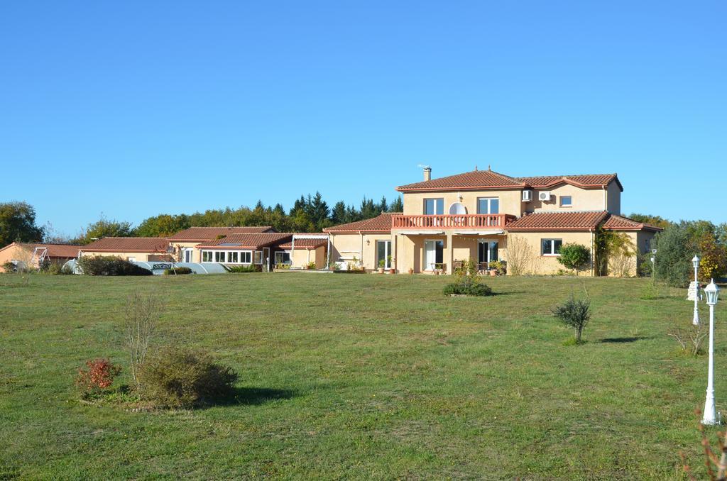 Bed and Breakfast La Batterie Lagarde-Hachan Esterno foto